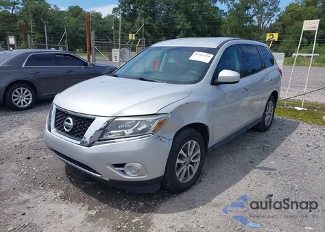 2015 Nissan Pathfinder S z USA, uszkodzony, nr VIN 5N1AR2MN7FC612632